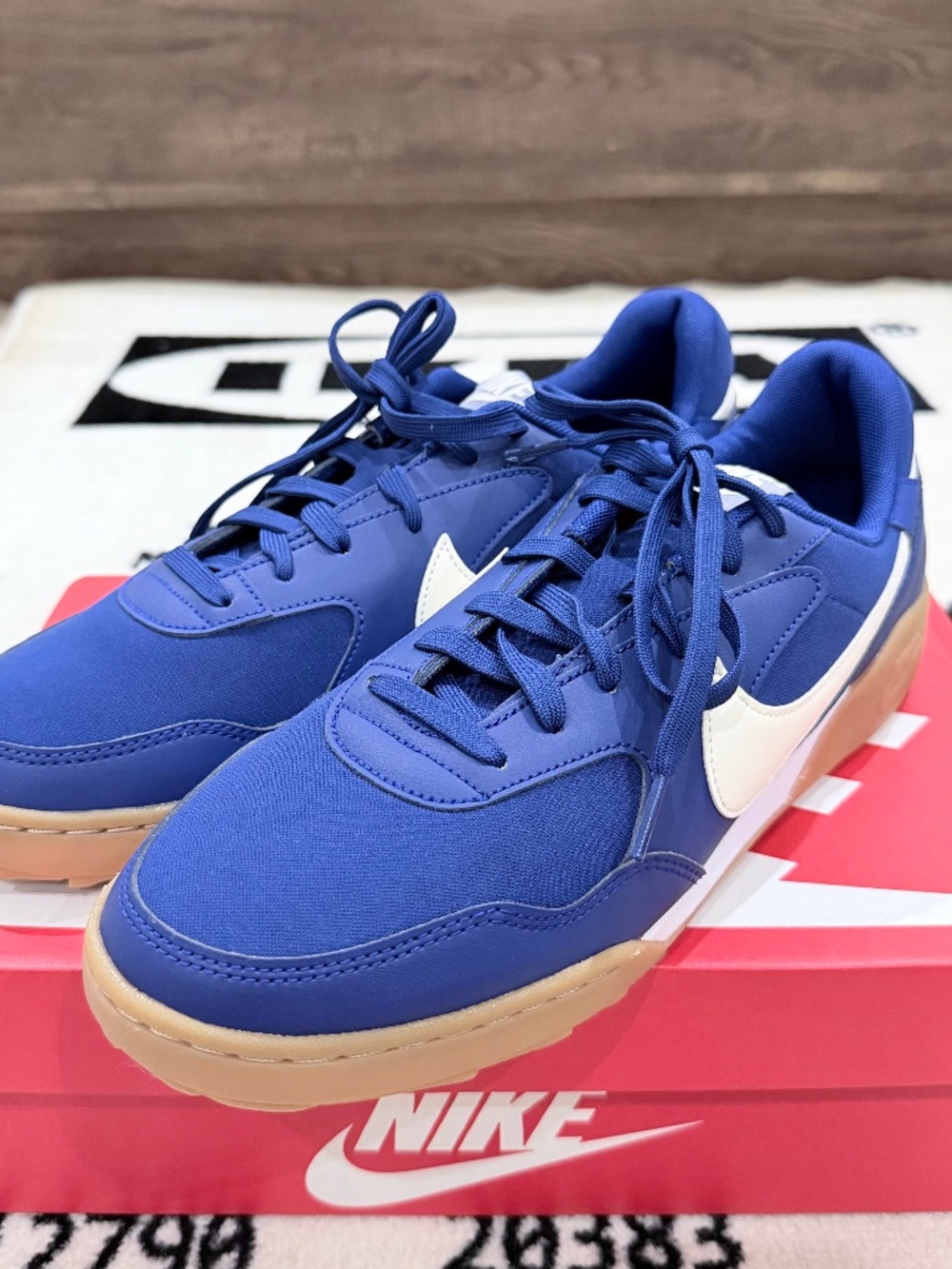 Nike Terra Manta DEEP ROYAL BLUE/ SOFT PEARL Size 10us Men